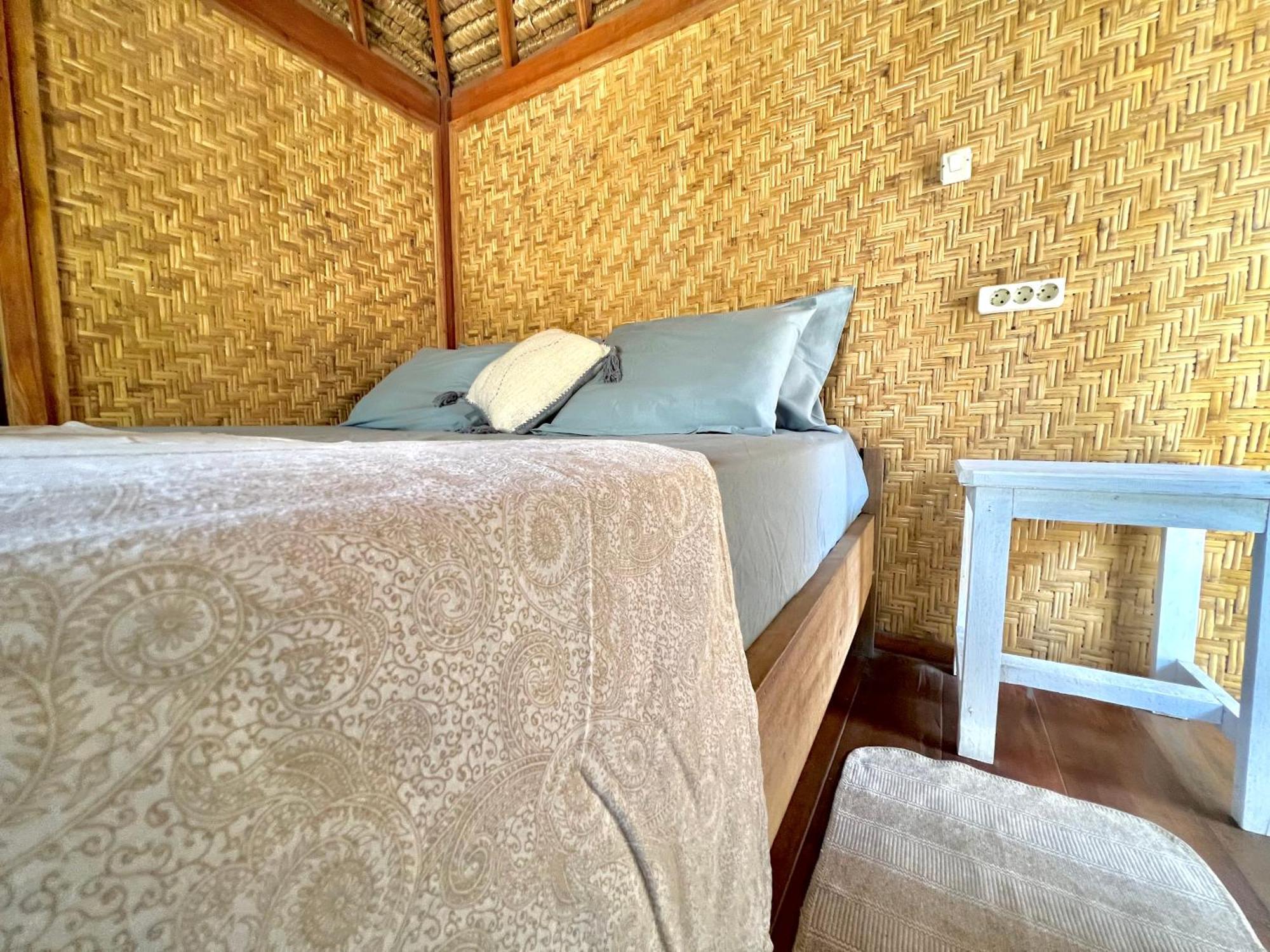 Rumah Canaria Bungalow Gili Trawangan Buitenkant foto